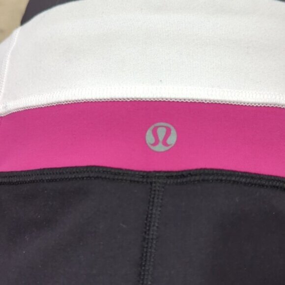 Lululemon reversible Groove Pant (Reg) Black / White / Raspberry / solid blk EUC - Picture 11 of 12